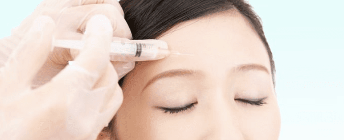 Hyaluronic acid injections for facial contouring